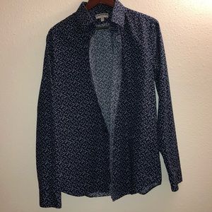Men’s Fitted Express button down dress shirt